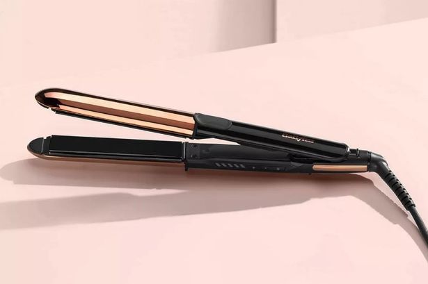 Amazon slashes more than 50% off  ‘better than GHD’ straighteners and curler that ‘works wonders’