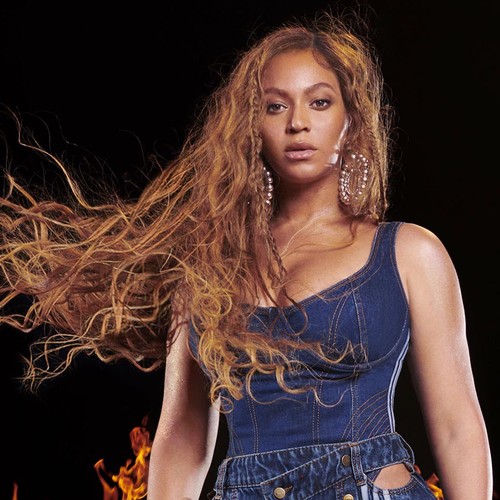 Beyonce breaks the internet with Super Bowl announcement