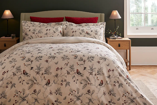 Dunelm’s quality bedding set with ‘luxurious feel’ now in the 50% off sale