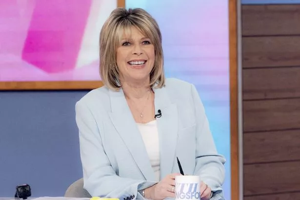 Loose Women’s Ruth Langsford rakes in huge salary after husband Eamonn forced to sell house