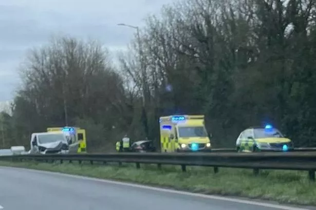 Live updates as A48 in Cardiff closed by crash