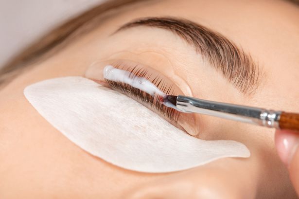 Shoppers are ditching pricey lash and brow treatments for £30 ‘easy to use’ lift and tint kit’s salon-like results