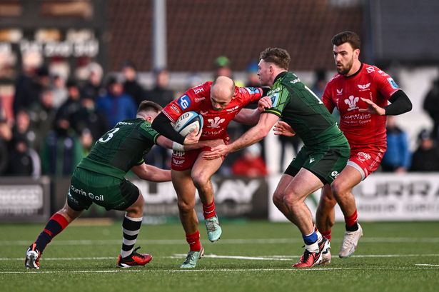 Scarlets fall to another defeat as improved display not enough to trouble Connacht