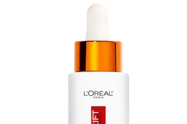 L’Oreal Vitamin C face serum ‘leaves you with all-day glow’ less than half price on Amazon