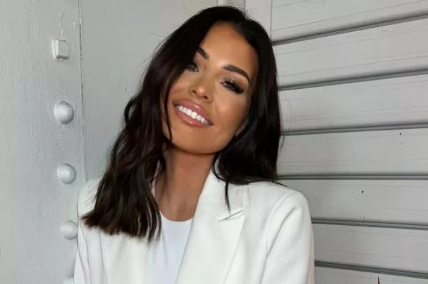 Jess Wright floors fans with hair transformation as she debuts dramatic short style