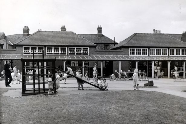39 pictures which show what school in Wales was like more than 50 years ago