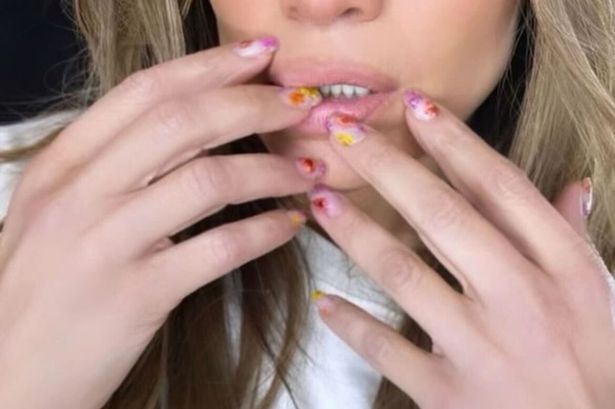 Jennifer Lopez’s dried floral manicure is the spring nail inspiration you need