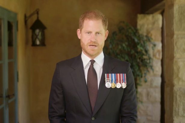 Prince Harry ‘snubs the King’ before Charles gives major health update