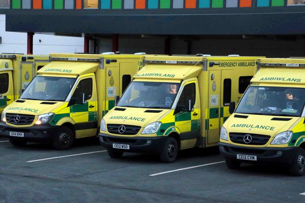 Welsh Health Board Issues 'red Alert' Over A&E Pressures - Radio Seren