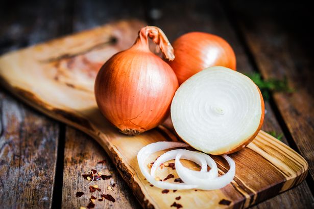 Experts say storage method ‘keeps onions fresh for half a year’