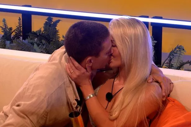 Love Island fans distracted by Joey Essex’s ‘irritating’ habit with ex Grace Jackson