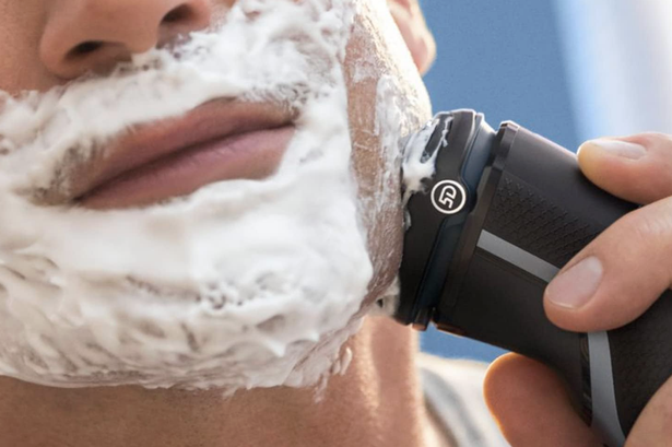 Men’s shaver with ‘insane’ reviews massively reduced on Amazon